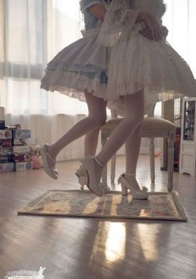 老师的逼好紧_158分钟完整版动漫免费观看