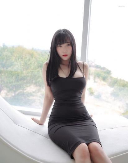 女警白嫩翘臀呻吟迎合_4K韩国电影在线观看