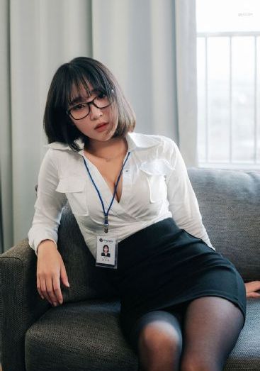 人妖王思涵TS男奴深喉_BD国语免费观看视频